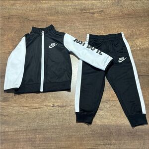 Nike Boys Black and White Dri-Fit Tracksuit (18m)